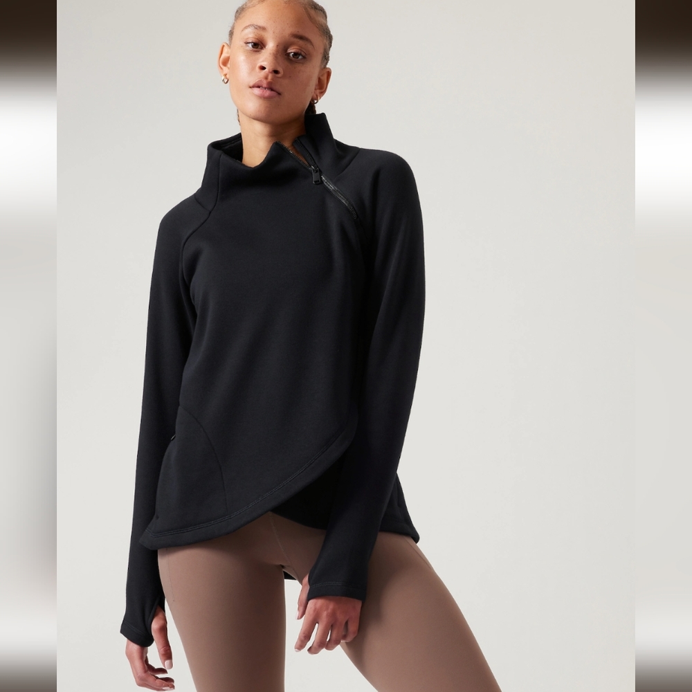 Athleta Cozy Karma Asym Pullover Fleece Black Size Medium